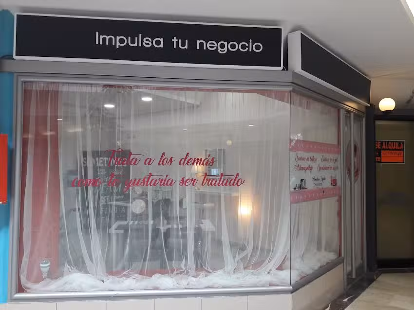 Almudena Zapata. Consultora de belleza