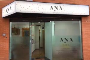Ana &ndash; Beauty Bar