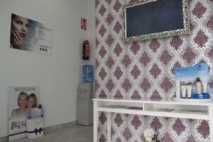 ANA ORTIZ Est&eacute;tica