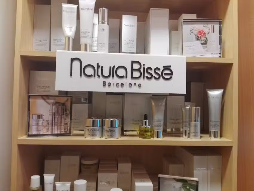 &Aacute;ngela Estetika Zentroa