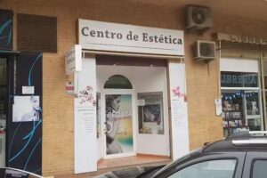 &Aacute;ngeles Salas