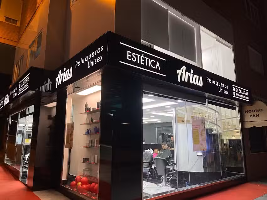ARIAS Peluqueros & Est&eacute;tica