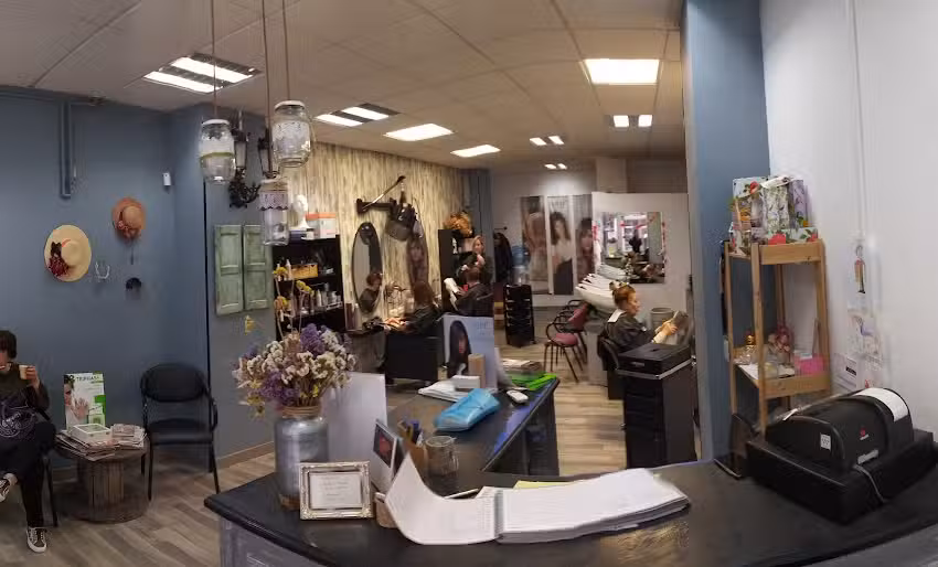 ARNIELLA & CALDUE&Ntilde;O ESTILISTAS