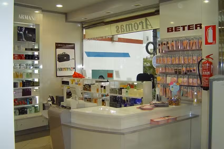 Aromas Perfumer&iacute;as