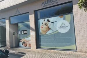 &Aacute;UREA BEAUTY CENTER