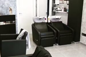 Backstage by Luz&iacute;a