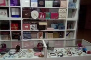 Baile de sal&oacute;n y gimnasia femenina Donna&rsquo;s