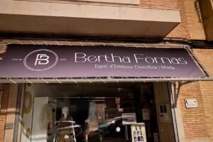 Bertha Fornas by Mavy