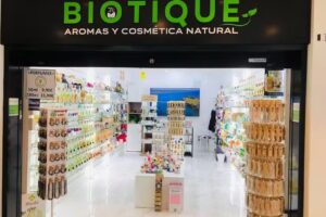 *BIOTIQUE* The ECO Shop(Natural Perfumes & Cosmetics)