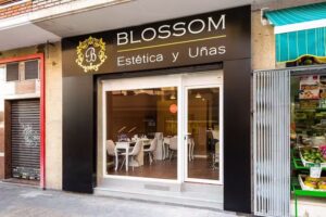 Blossom Est&eacute;tica y U&ntilde;as