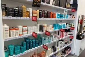 Bob Hair · C.C. Nevada Shopping