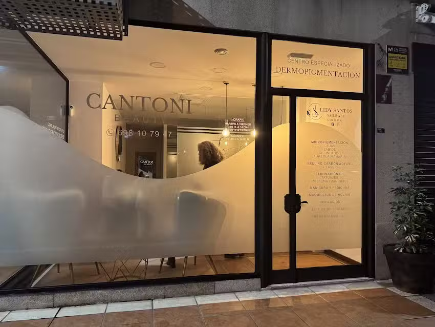 CANTONI BEAUTY MICROPIGMENTACION DE CEJAS. HOLLYWOOD PEEL L&Aacute;SER