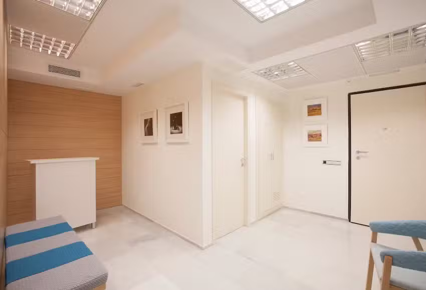 Carmen Navarro Cirurgia Pl&agrave;stica i Medicina Est&eacute;tica