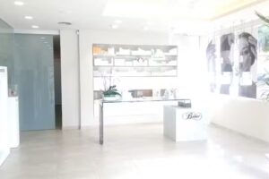 Centre m&egrave;dic i est&egrave;tic Bellestar