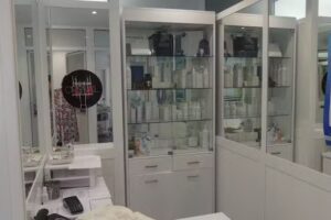 Centro de Est&eacute;tica Aixa Manoli Pu&ccedil;ol