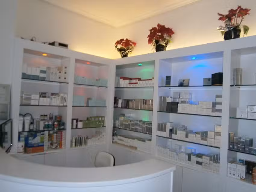 Centro de Est&eacute;tica Carmen Navarro Buen Suceso