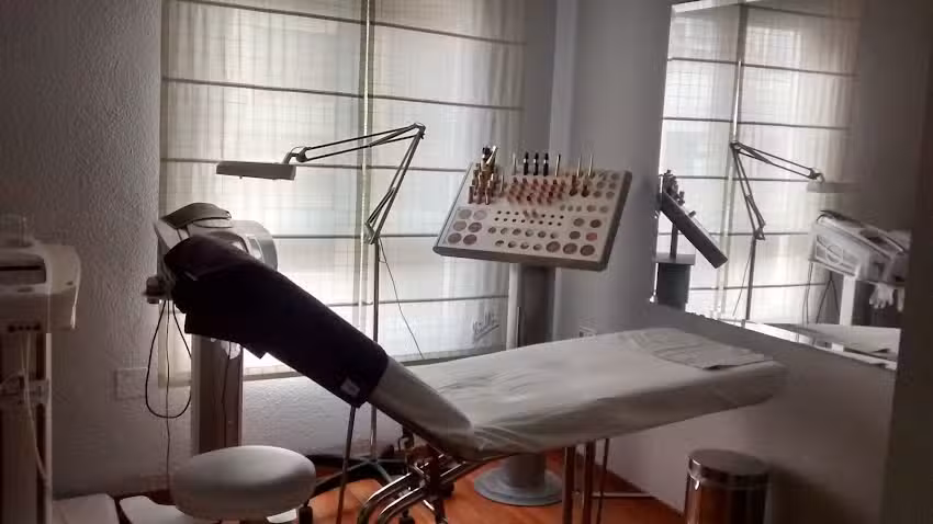 Centro De Est&eacute;tica Mimi Caparr&oacute;s