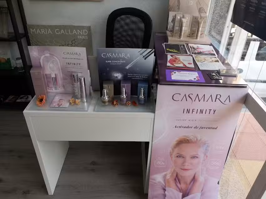 Centro de Est&eacute;tica To&ntilde;i Riquelme