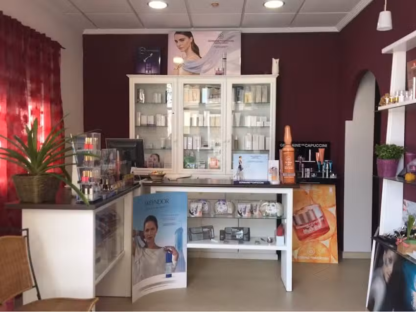 CENTRO DE ESTETICA Y BELLEZA, ANA