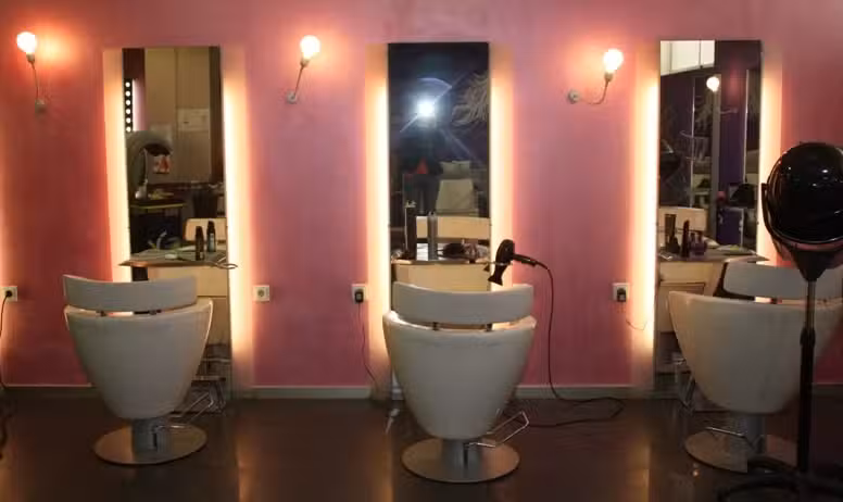 Centro de Estilismo Manuel C&aacute;novas