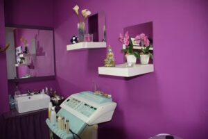 CENTRO EST&Eacute;TICA C & F