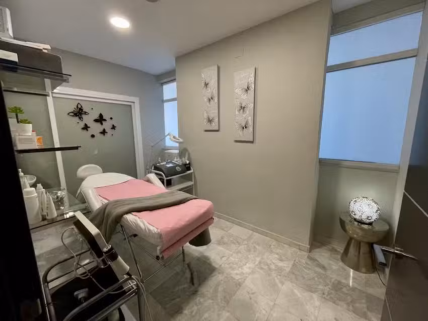 Centro Est&eacute;tico Avanzado Ella