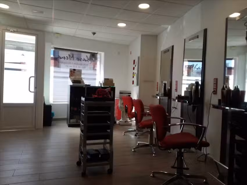 Charo Mena Sal&oacute;n de Belleza y Peluquer&iacute;a