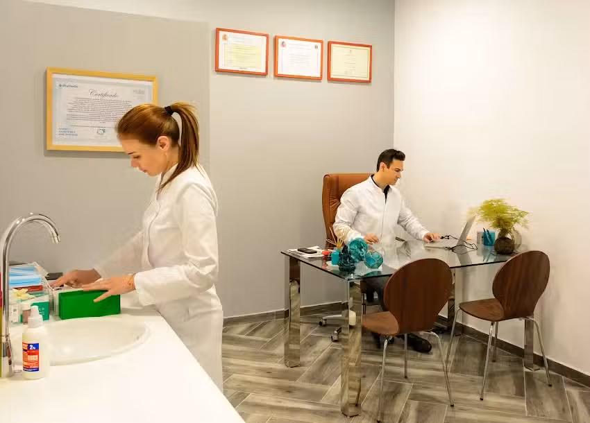 Clinica Est&eacute;tica Marbella ARQUES CLINIC