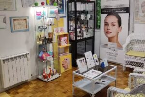 Cl&iacute;nica Figursan Est&eacute;tica y Masajes