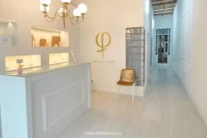 Cl&iacute;nica Marta Sol&agrave;