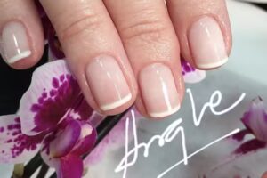 D&rsquo;Glamour Nails