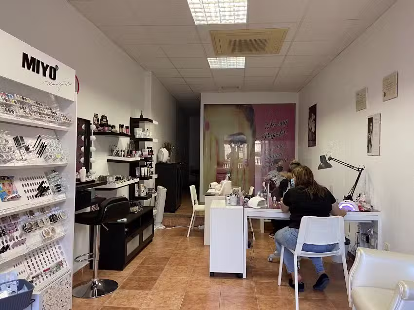 D s nails y make up