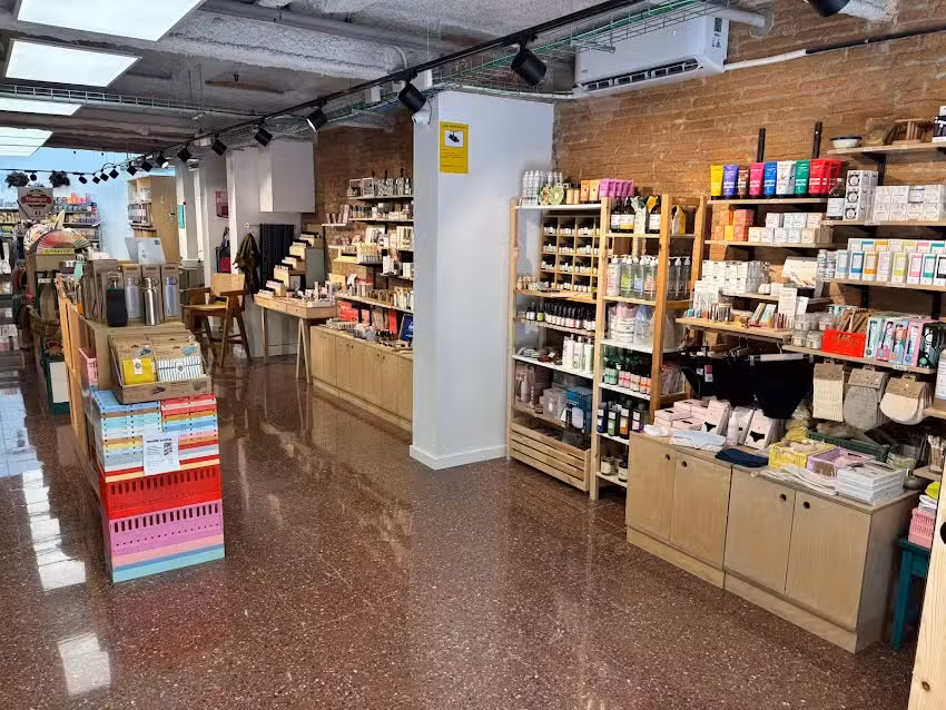 DEM&Agrave;! naturalment sostenible