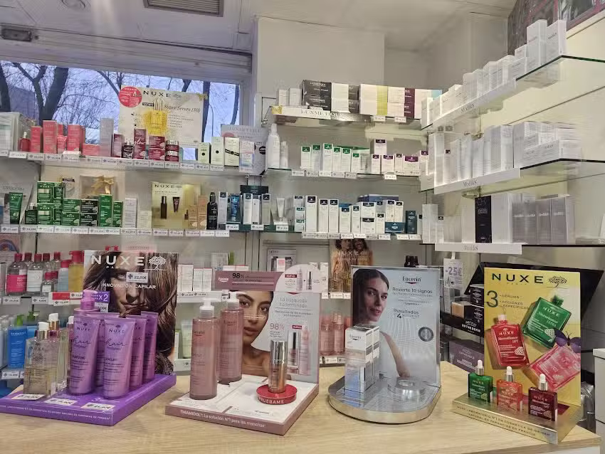 DERMOFARMACIA &ndash; Retinol -MEDIK8 &ndash; IRENE ROGO FARMACEUTICA