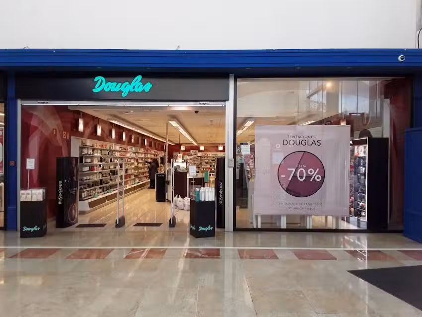 Douglas Perfumer&iacute;a