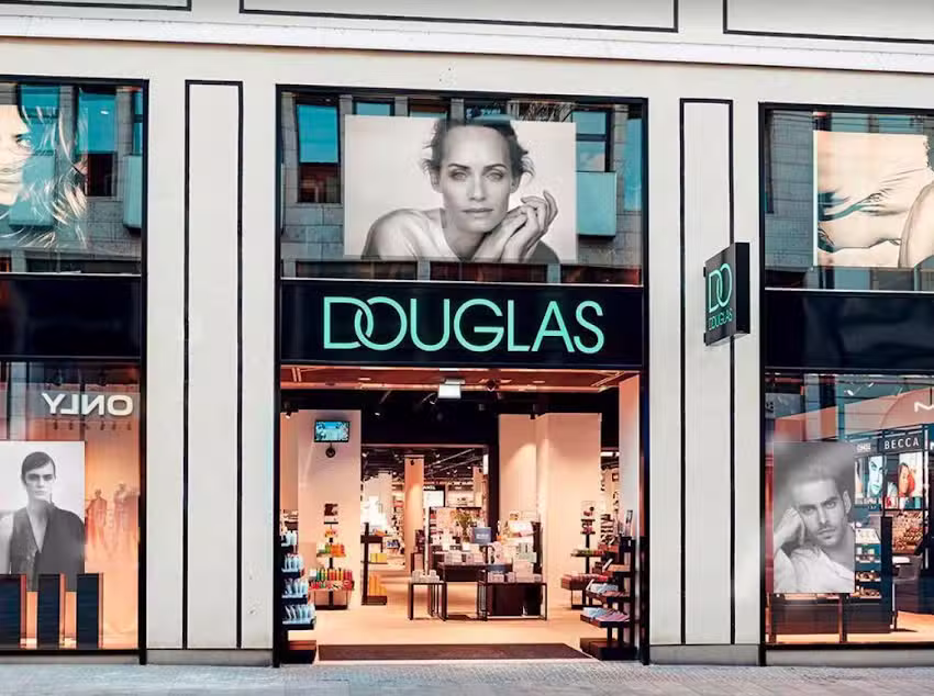 Douglas Perfumer&iacute;a