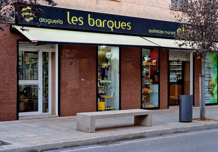 Droguer&iacute;a Les Barques