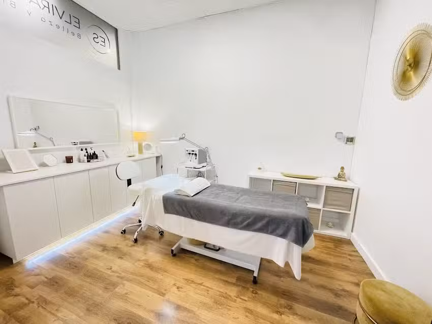 Elvira Samper Est&eacute;tica