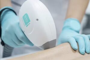 Ess&egrave;ncia Est&eacute;tica Avanzada | To&ntilde;i Le&oacute;n