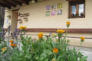 Ess&egrave;ncies de Tuixent