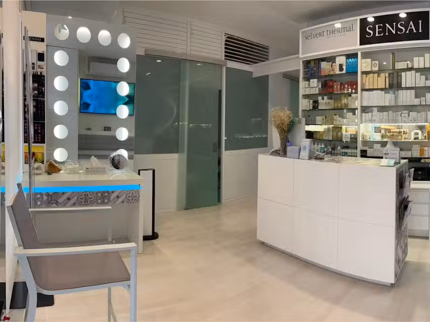 EST&Egrave;TICA ANNA ARANDA