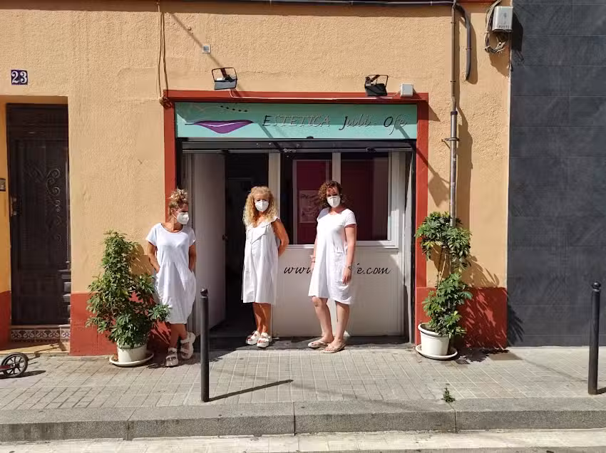 Est&eacute;tica Esencia (Juli-Ofe)