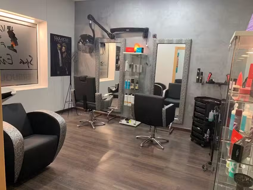 Est&egrave;tica i Perruqueria Maycka