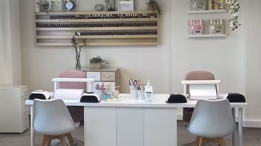 Fabiola Narv&aacute;ez Sal&oacute;n De Belleza