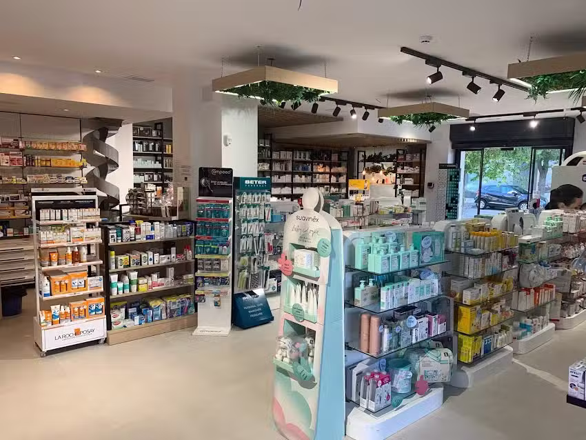 Farmacia 24h Abad&iacute;a Hospital &ndash; Ldo. Jorge Capit&aacute;n S&aacute;nchez