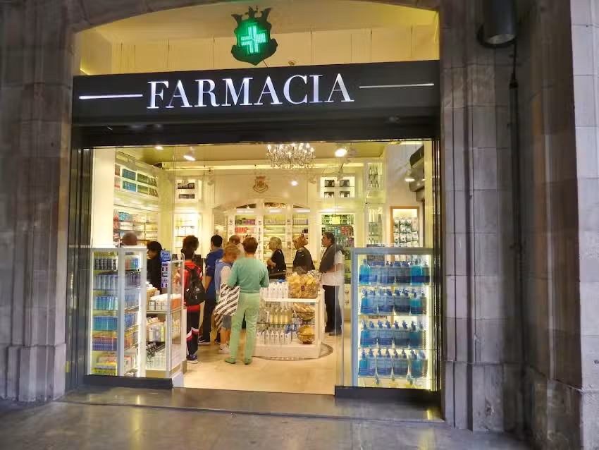 FARMACIA DEL PALAU