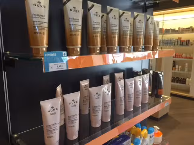 Farmacia Forum 24 Horas. Farmacia en Granada.