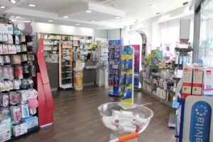 Farm&agrave;cia Isabel Molina