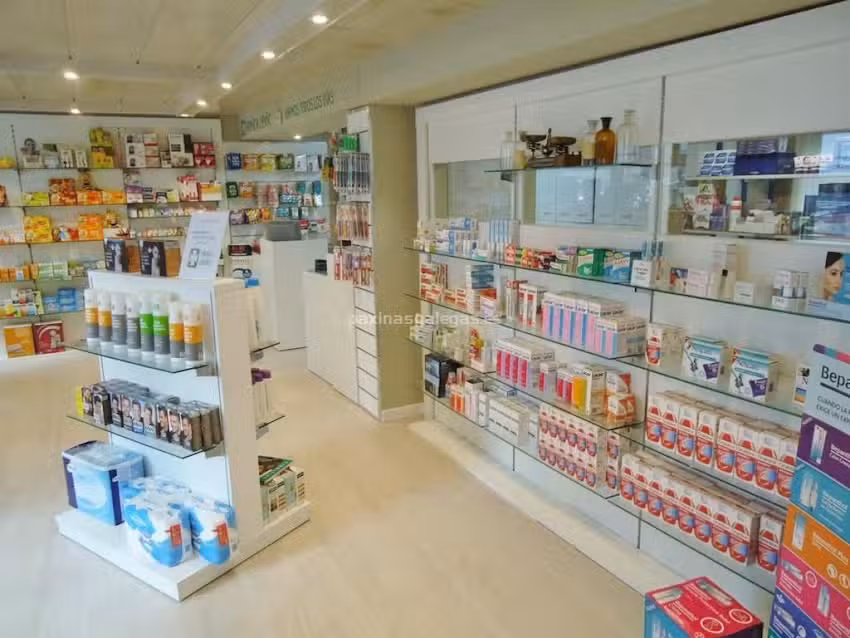 Farmacia Laba&ntilde;ou