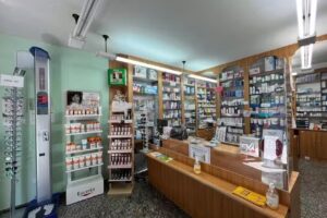 FARMACIA SARA REVUELTO